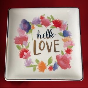 Decorative jewelry holder